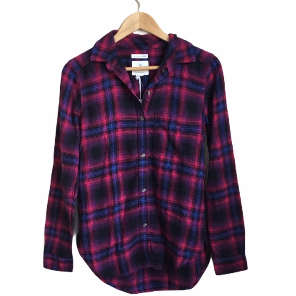 American Eagle Outfitter Plaid Flannel Button Down